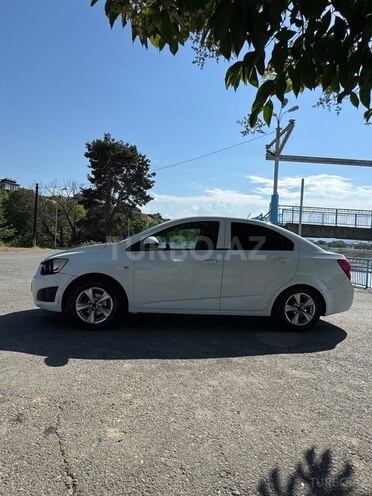 Chevrolet Aveo 2012, 405,555 km - 1.4 l - Quba