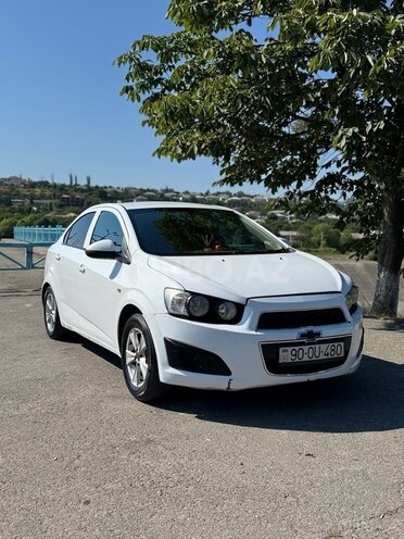 Chevrolet Aveo 2012, 405,555 km - 1.4 l - Quba