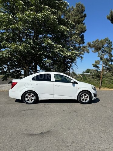 Chevrolet Aveo 2012, 405,555 km - 1.4 l - Quba