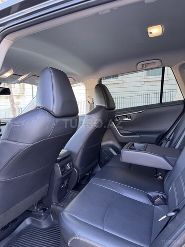 Toyota RAV4 2023, 20,000 km - 2.5 л - Bakı
