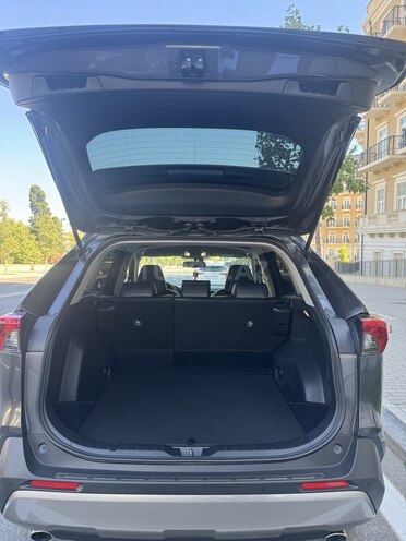 Toyota RAV4 2023, 20,000 km - 2.5 л - Bakı