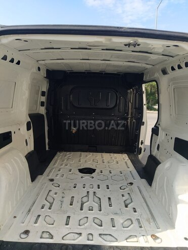 Fiat Doblo 2018, 175,000 km - 1.4 l - Bakı