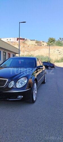 Mercedes E 240 2004, 295,000 km - 2.6 l - Bakı