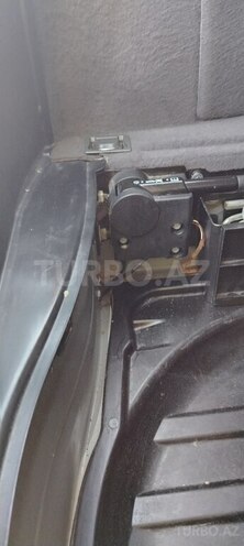 Mercedes E 240 2004, 295,000 km - 2.6 l - Bakı