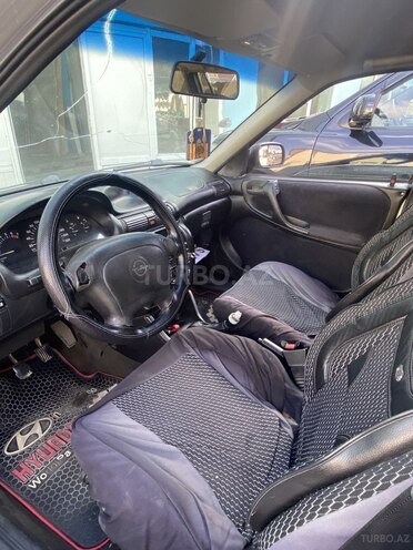 Opel Astra 1997, 533,000 km - 1.6 l - Qəbələ
