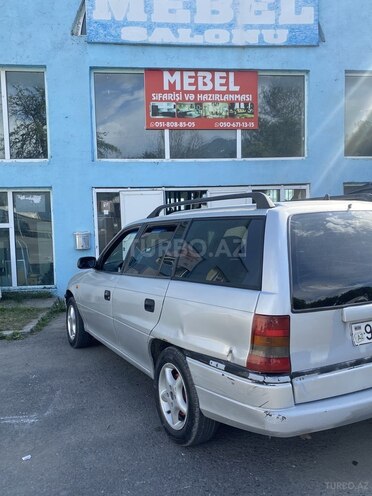 Opel Astra 1997, 533,000 km - 1.6 l - Qəbələ