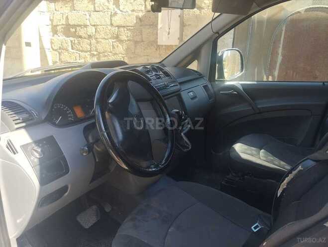 Mercedes Vito 115-4