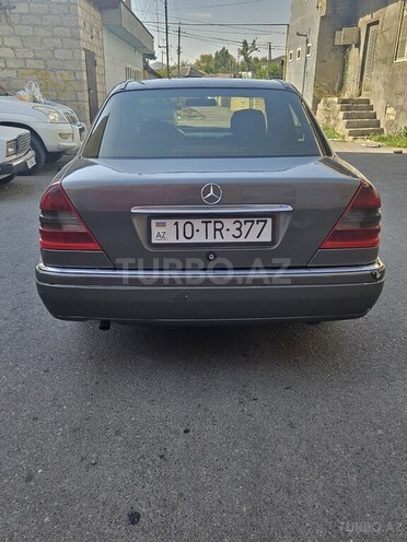 Mercedes C 180-2