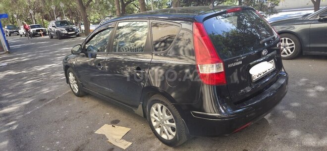 Hyundai i30 2011, 270,000 km - 1.6 л - Bakı