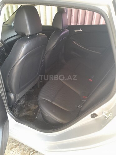 Hyundai Accent 2015, 82,669 km - 1.6 л - Tovuz
