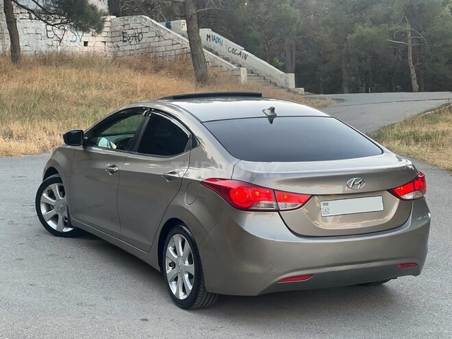 Hyundai Elantra 2013, 234,500 km - 1.8 l - Bakı