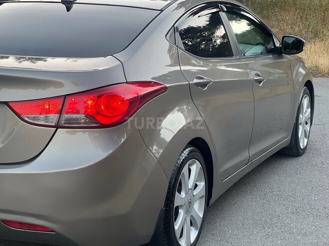 Hyundai Elantra 2013, 234,500 km - 1.8 l - Bakı