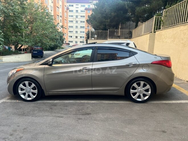 Hyundai Elantra 2013, 234,500 km - 1.8 l - Bakı