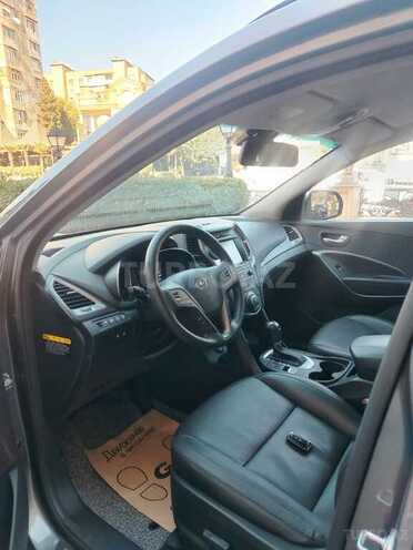 Hyundai Santa Fe-7