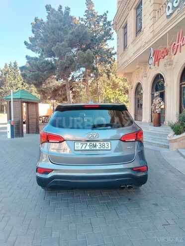Hyundai Santa Fe-18