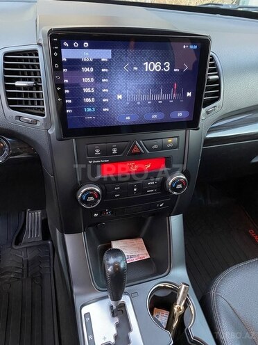 Kia Sorento-12