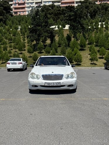 Mercedes C 320 2001, 337,000 km - 3.2 л - Bakı