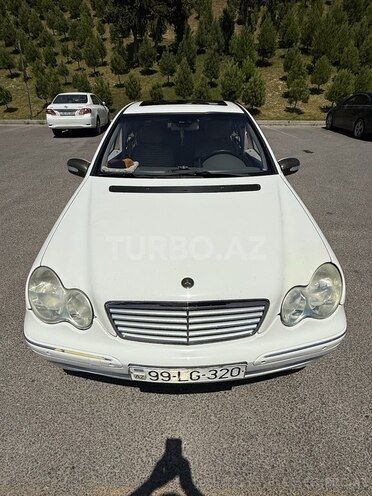 Mercedes C 320 2001, 337,000 km - 3.2 л - Bakı