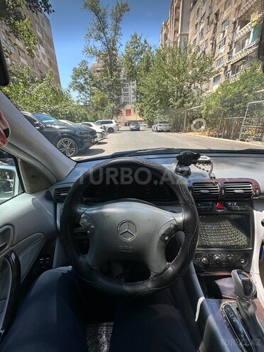 Mercedes C 320 2001, 337,000 km - 3.2 л - Bakı