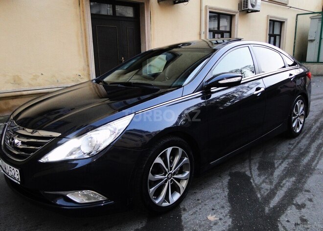 Hyundai Sonata 2014, 196,000 km - 2.0 l - Göyçay