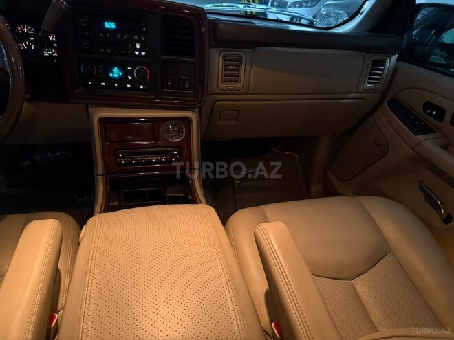 Cadillac Escalade 2005, 183,000 km - 6.0 л - Bakı
