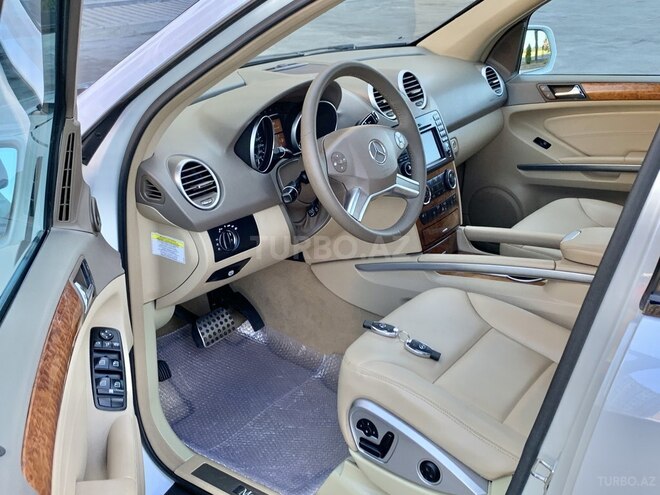 Mercedes ML 350 4MATIC 2010, 120,000 km - 3.5 l - Bakı