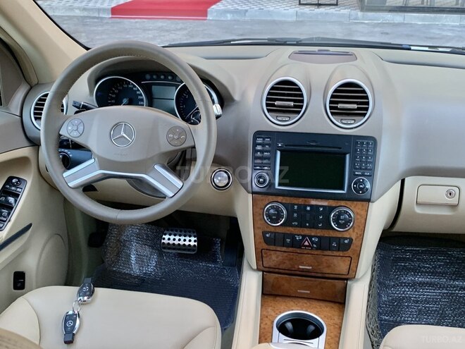 Mercedes ML 350 4MATIC 2010, 120,000 km - 3.5 l - Bakı