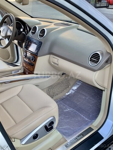 Mercedes ML 350 4MATIC 2010, 120,000 km - 3.5 l - Bakı