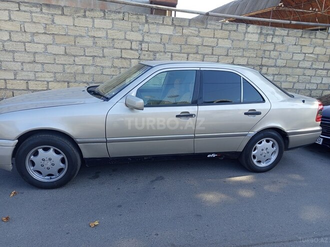 Mercedes C 180-4