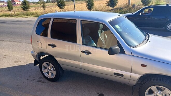 Chevrolet Niva 2008, 123,456 km - 1.7 л - Goranboy