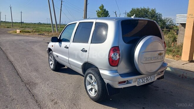 Chevrolet Niva 2008, 123,456 km - 1.7 л - Goranboy