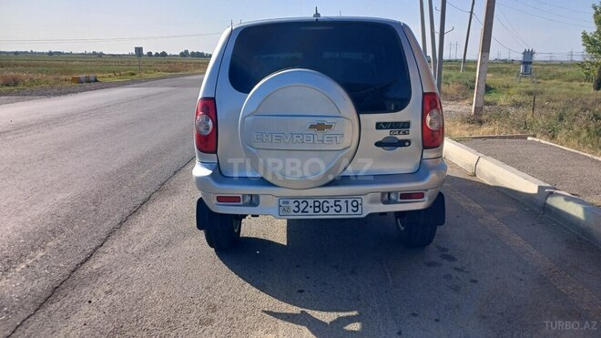 Chevrolet Niva 2008, 123,456 km - 1.7 л - Goranboy