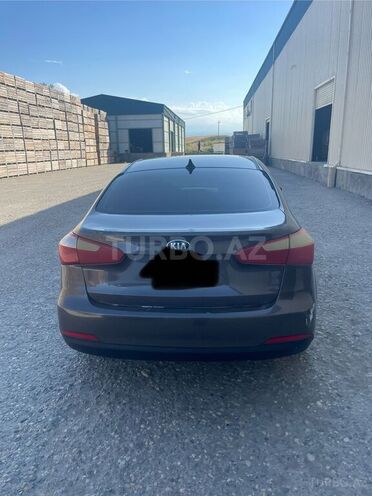 Kia Cerato 2013, 355,457 km - 1.8 l - Qusar
