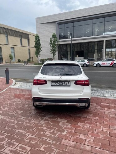 Mercedes GLC 250 4MATIC 2017, 101,000 km - 2.0 l - Bakı
