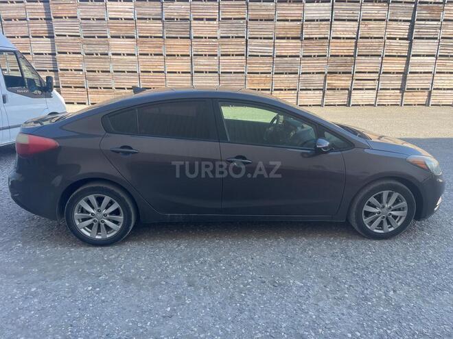 Kia Cerato 2013, 355,457 km - 1.8 l - Qusar