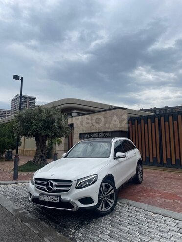 Mercedes GLC 250 4MATIC 2017, 101,000 km - 2.0 l - Bakı