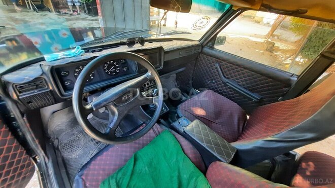 LADA (VAZ) 2107 2002, 150,000 km - 1.6 л - Şirvan