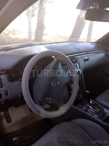 Mercedes E 220 d 2000, 400,000 km - 2.2 l - Bakı