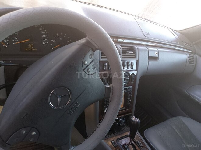 Mercedes E 220 d 2000, 400,000 km - 2.2 l - Bakı
