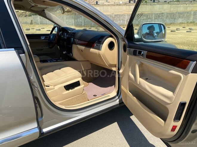 Volkswagen Touareg 2005, 246,000 km - 3.2 л - Bakı