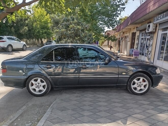Mercedes C 240 1999, 379,600 km - 2.4 л - Tərtər