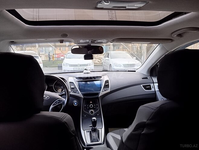 Hyundai Elantra 2015, 110,000 km - 1.8 л - Bakı