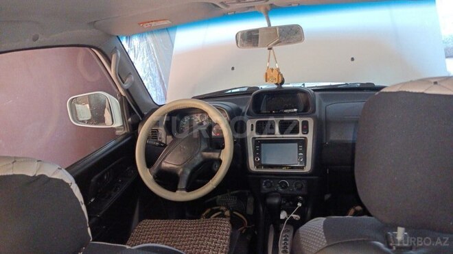 Mitsubishi  1999, 213,239 km - 1.8 l - Sumqayıt