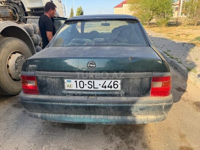 Opel Vectra 1994, 515,000 km - 1.8 l - Sumqayıt