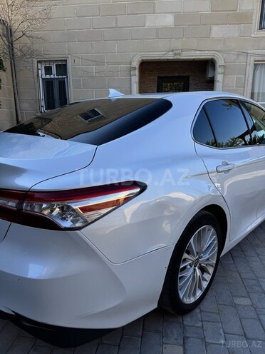 Toyota Camry-3