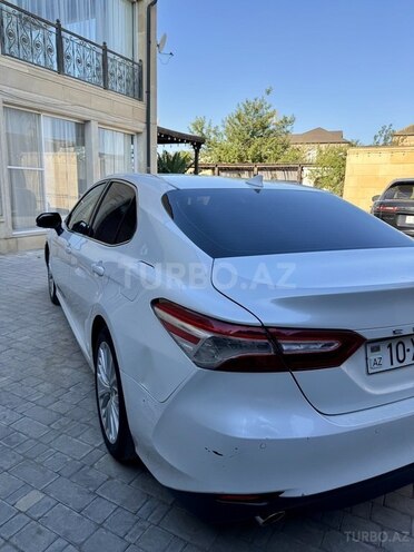 Toyota Camry-4