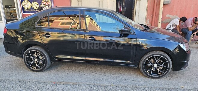 SEAT Toledo 2014, 235,000 km - 1.6 l - Bakı