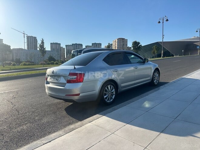 Skoda Octavia 2015, 243,323 km - 1.4 l - Bakı