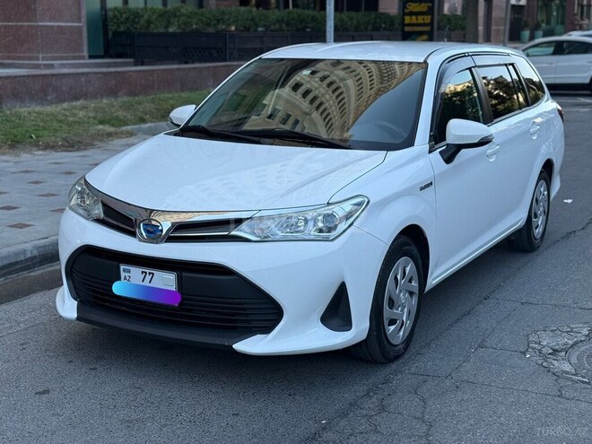 Toyota Corolla Fielder 2018, 176,000 km - 1.5 л - Bakı