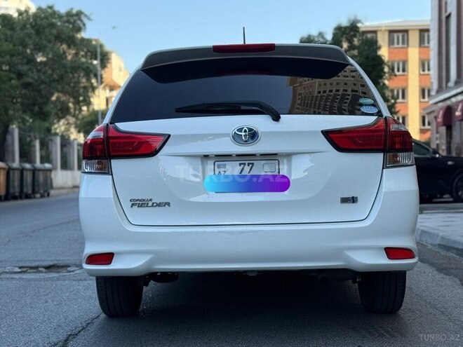 Toyota Corolla Fielder 2018, 176,000 km - 1.5 л - Bakı